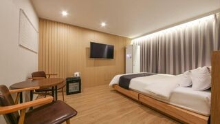 Gwangju Chungjangro Divine Hotel