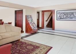 スーパー 8 バイ ウィンダム ボウリング グリーン サウス