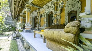 ウブド センサシ バンガローズ