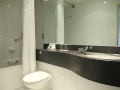 ホリデイ イン カーディフ シティ バイ IHG 写真