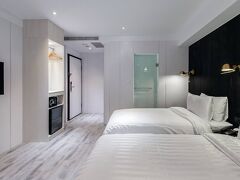 ホテル リラックス III 写真