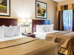 クオリティ イン & スイーツ ピオリア ノース 写真