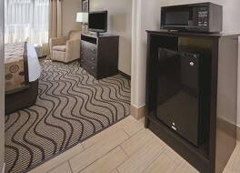 ラ キンタ イン & スイーツ バイ ウィンダム サウス ベンド 写真