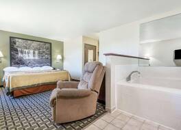 スーパー8 バイ ウィンダム マディソン IN 写真