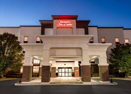 ハンプトン イン & スイーツ マンシー 写真