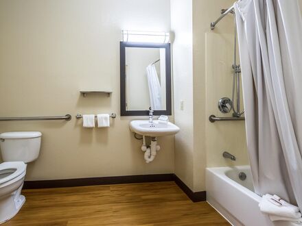 レッド ルーフ  イン プラス + ローリー ダウンタウン - NイSU /コンンション センター 写真