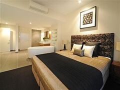 Whitsunday Reflections 写真