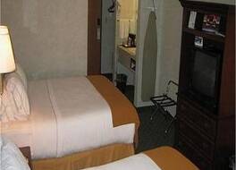 ホリデイ イン エクスプレス & スイーツ シカゴ-リバティービル by IHG 写真