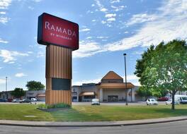 Ramada by Wyndham Sioux Falls Airport - Waterpark & Event Center 写真