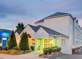 マイクロテル イン & スイーツ バイ ウィンダム ガットリンバーグ 写真