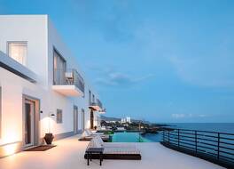 ホワイト エクスクルーシブ スイート & ヴィラズ