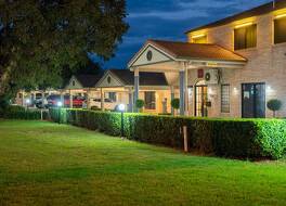 ベストウェスタン タスカニー オン トー モーター イン 写真