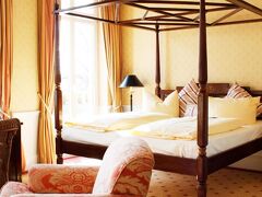 ホテル ニーダーレンディッシャー ホフ 写真