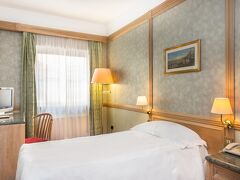 ホテル ビバリーヒルズ ローマ 写真