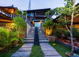 ジェンガラ ヒル 写真