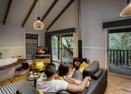 ナローズ エスケープ レインフォレスト リトリート 写真