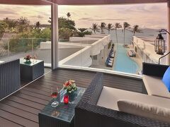 ザ プリビレッジ ホテル エズラ ビーチ クラブ 写真