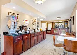 スーパー 8 バイ ウィンダム レイクランド 写真