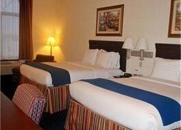 ホリデイ イン エクスプレス ホテル & スイーツ サウス ベンド by IHG 写真