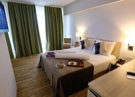 ハリウッド ホテル