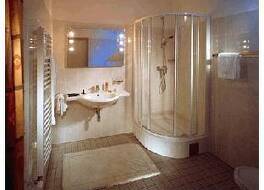 ホテル ドライ ラーベン 写真