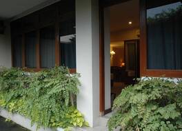 リヤディ パレス ホテル 写真