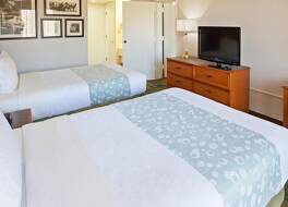 ラ キンタ イン & スイーツ バイ ウィンダム ナッシュビル エアポート / オープリーランド 写真