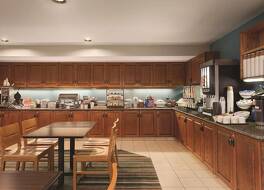 カントリー イン & スイーツ バイ ラディソン ベントンビル サウス - ロジャース アーカンソー 写真