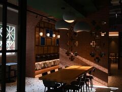 ロイヤル グループ ホテル シン ジョン ブランチ 写真