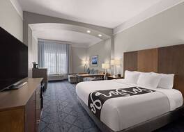 ラ キンタ イン アンド スイーツ バイ ウィンダム ラピッド シティ 写真