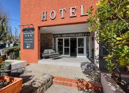 ホテル メディテラネ 写真