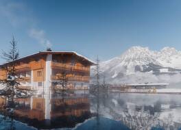 ホテル デア ベア 写真