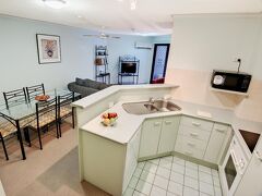 スプリング ヒル アパートメンツ 写真