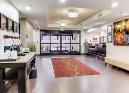 ハンプトン イン ディクソン