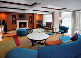 フェアフィールド イン アンド スイーツ バイ マリオット メリルビル 写真