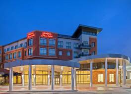 ハンプトン イン ＆ スイーツ シカゴ／マウント プロスペクト 写真