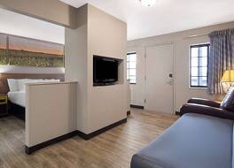 デイズ イン & スイーツ バイ ウィンダム ココモ 写真