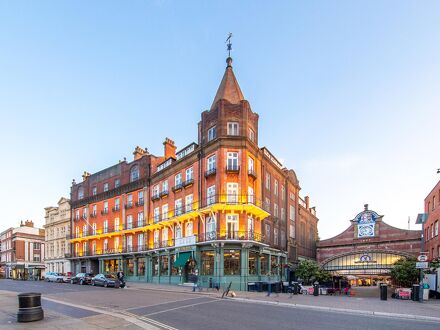 ハート アンド ガーター ホテル 写真