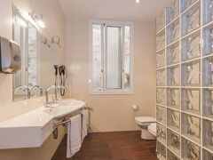 ホスタル ジローナ 写真