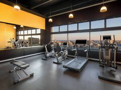 フォー ポインツ バイ シェラトン バルセロナ ディアゴナル 写真