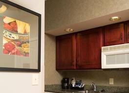 ホームウッド スイーツ バイ ヒルトン ブルーミントン 写真