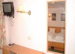 ホテル-ガストホフ ローウェン 写真