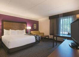 La Quinta Inn & Suites by Wyndham Atlanta Alpharetta 写真