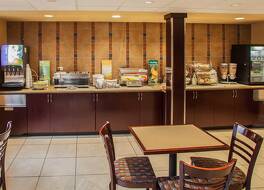 クオリティ イン アンド スイーツ セント チャールズ - ウェスト シカゴ 写真