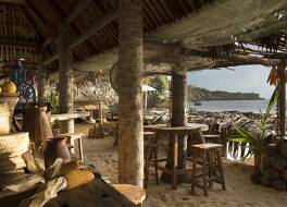 リンバ バイ アヤナ バリ 写真