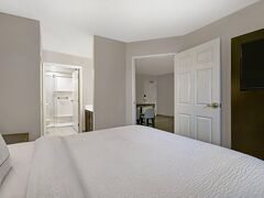 Residence Inn by Marriott Louisville Airport 写真