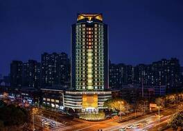 Golden Pear Hotel 写真