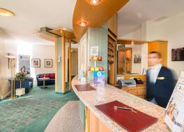 PLAZA Hotel Blankenburg Ditzingen, Sure Hotel Collection 写真