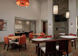 ホームウッド スイーツ シンシナティ ミッドタウン 写真