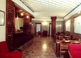 オスタル コルテス 写真